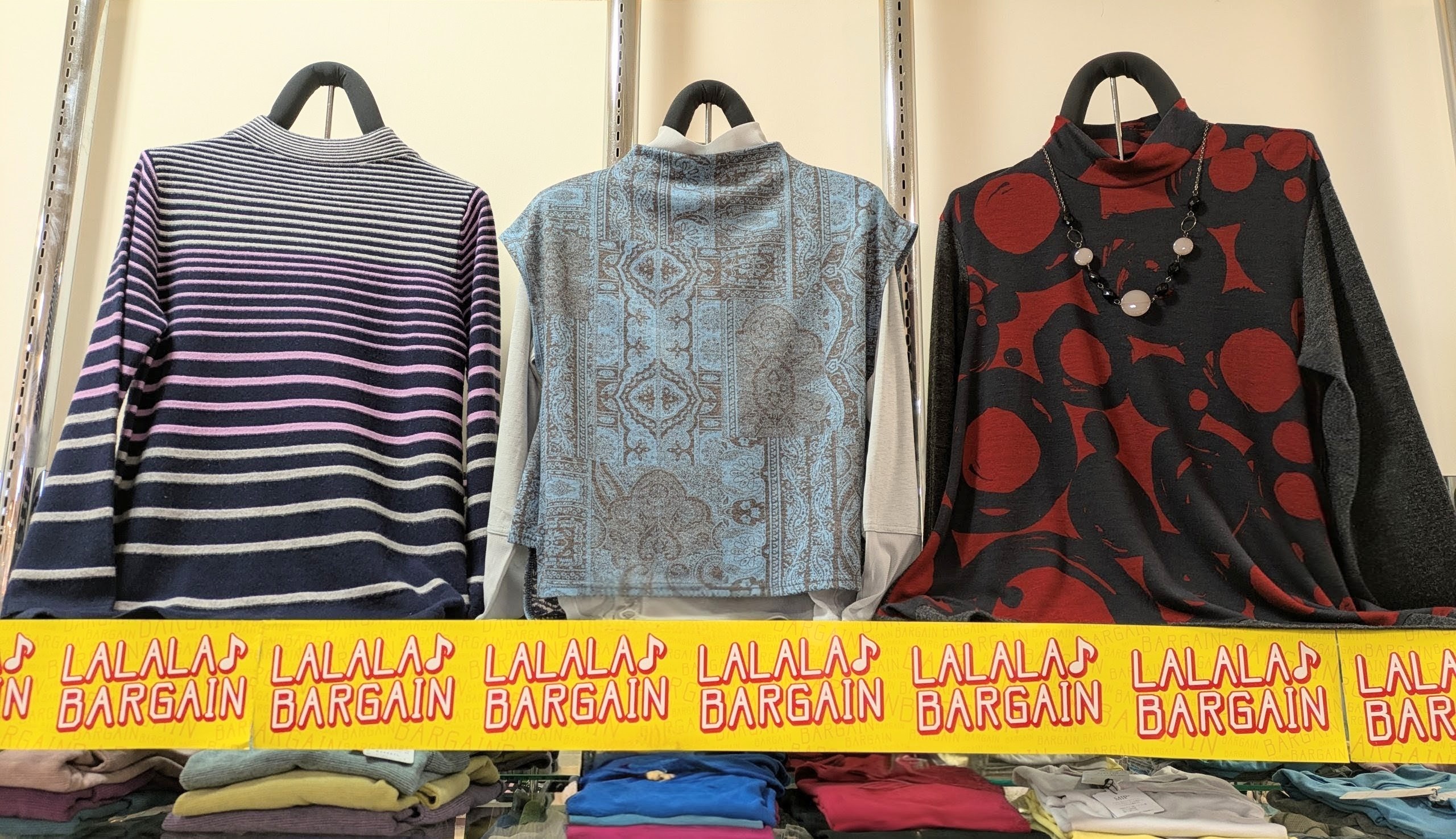 初売、そしてラララバーゲン